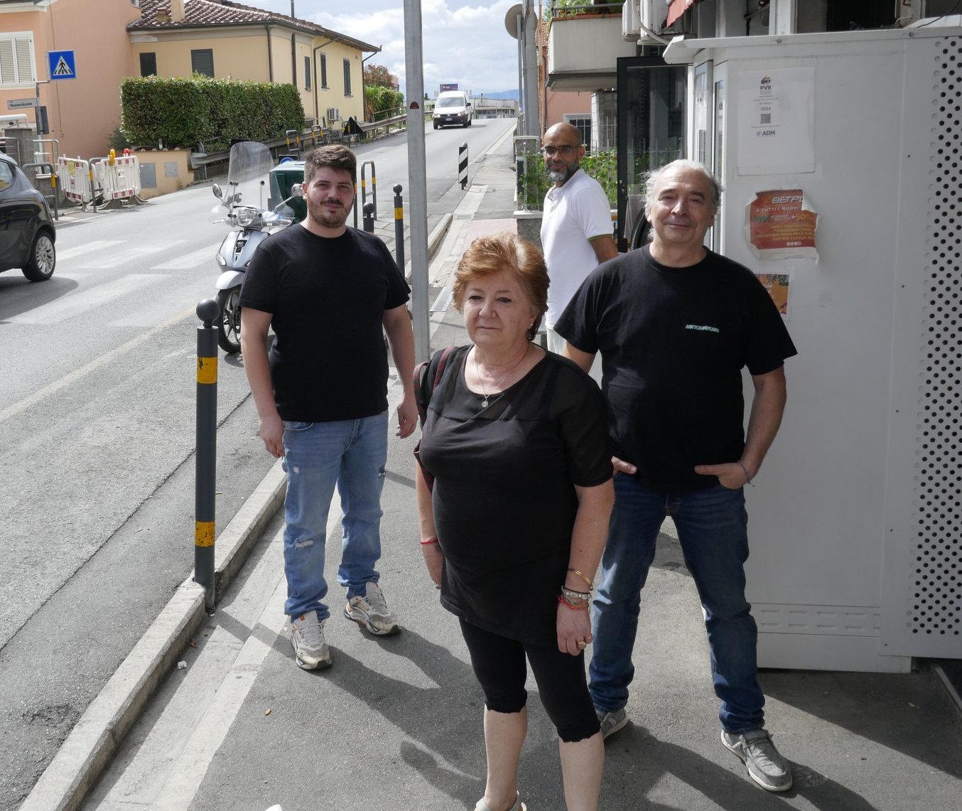 Via Pistoiese, lavori e proteste : "Segnaletica poco chiara. Zero clienti, servono ristori"