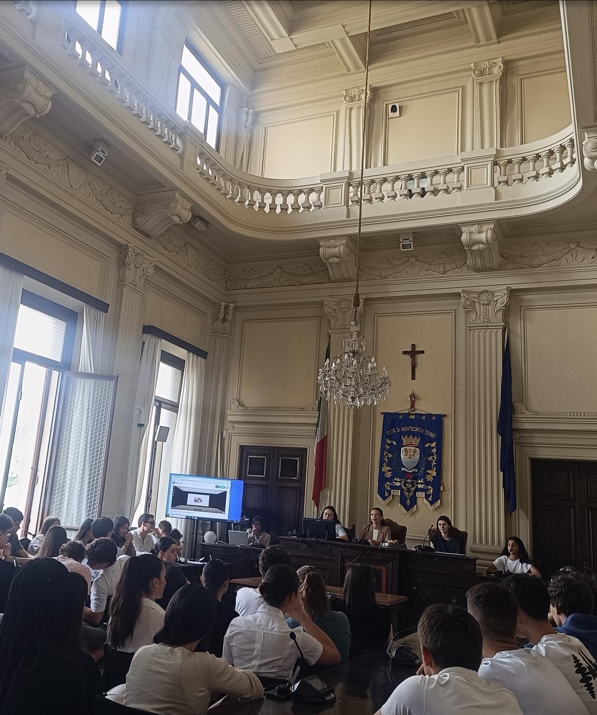 Il progetto ’Public History’. Gli studenti del Salutati parlano di Shoah e Balcani Il progetto ’Public History’. Gli studenti del Salutati parlano di Shoah e Balcani