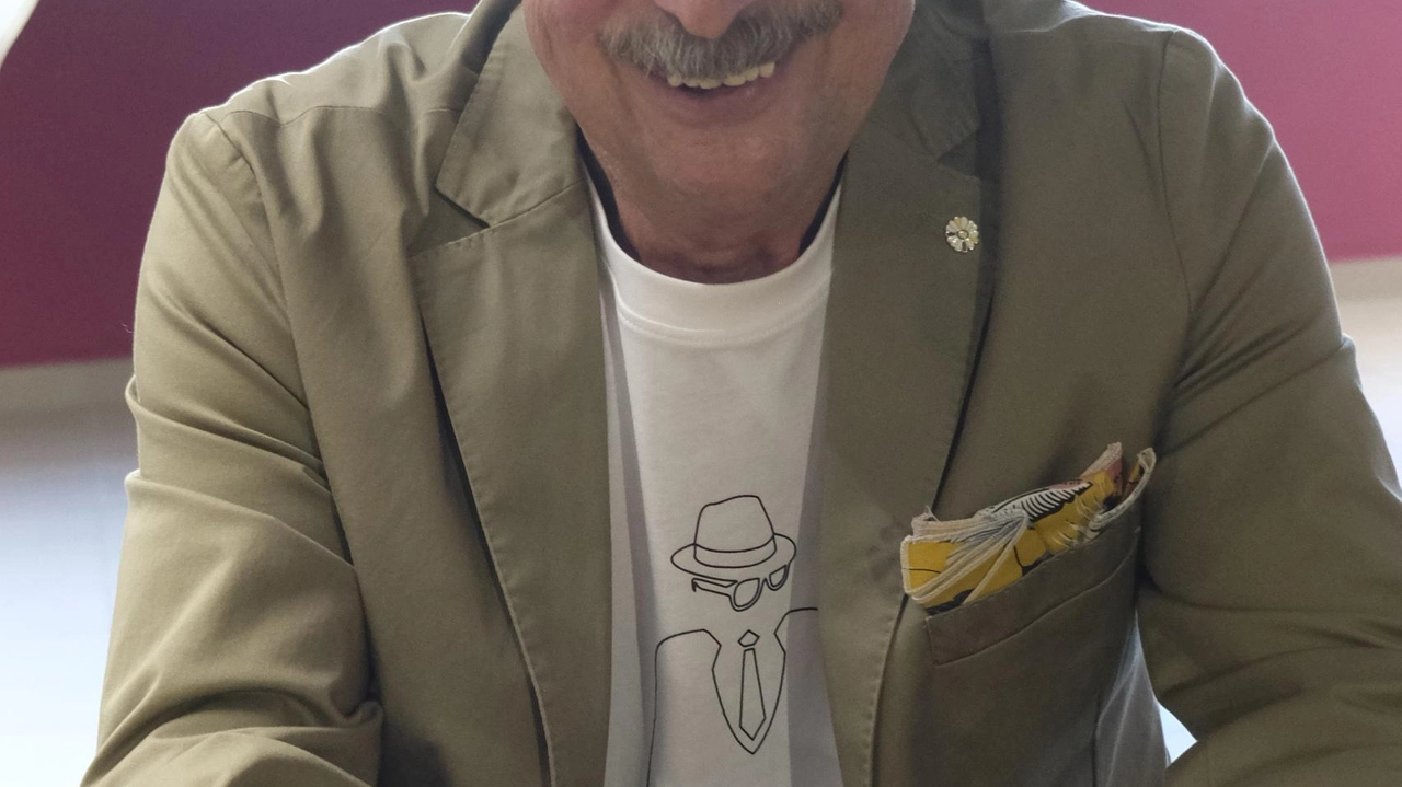 Il Comune di Arcola organizza una camminata a sostegno della ricerca sul cancro, aderendo alla campagna 'nastro rosa' di ottobre. L'evento prevede una passeggiata con materiale informativo e un incontro con l'Airc, con offerta libera devoluta alla ricerca oncologica. Il Comune di Arcola organizza una camminata a sostegno della ricerca sul cancro, aderendo alla campagna 'nastro rosa' di ottobre. L'evento prevede una passeggiata con materiale informativo e un incontro con l'Airc, con offerta libera devoluta alla ricerca oncologica.