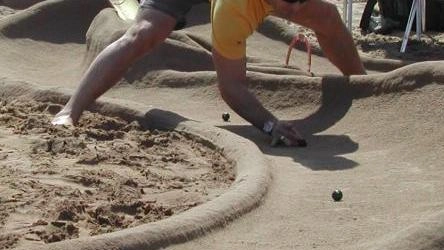Grande appuntamento oggi, in stile anni ’60 e ’70, allo stabilimento balneare ’Simbiosi Beach’, al confine tra Poveromo e Cinquale.... Grande appuntamento oggi, in stile anni ’60 e ’70, allo stabilimento balneare ’Simbiosi Beach’, al confine tra Poveromo e Cinquale....