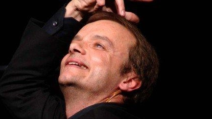Gianluca Guidi porta Sinatra in piazza San Francesco