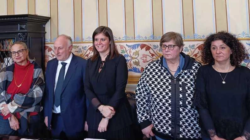 Al centro il presidente della Provincia. Lorenzetti e l’assessora regionale Nardini Al centro il presidente della Provincia. Lorenzetti e l’assessora regionale Nardini