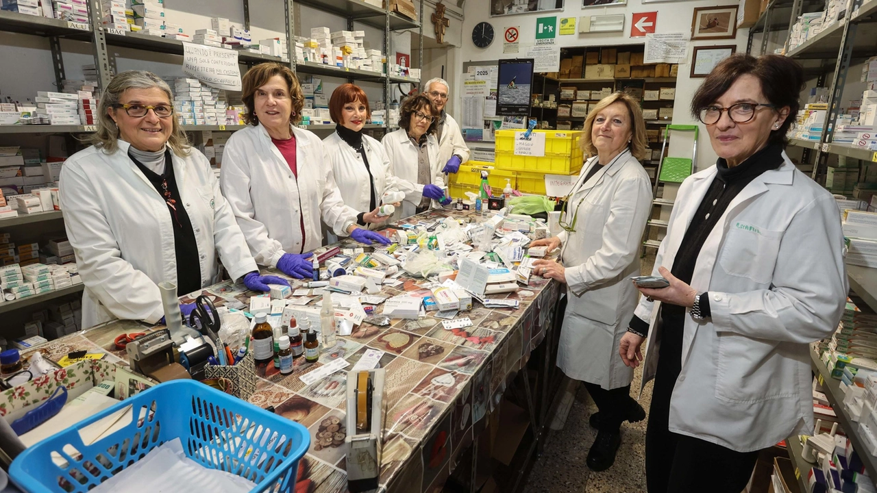 Volontarie nel magazzino del Centro Missionario Medicinali Odv Volontarie nel magazzino del Centro Missionario Medicinali Odv
