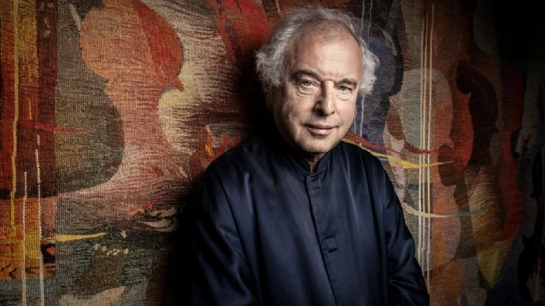 Sir András Schiff. Il pianista, uno dei più stimati della scena internazionale, ha un forte legame con Firenze e la Toscana Sir András Schiff. Il pianista, uno dei più stimati della scena internazionale, ha un forte legame con Firenze e la Toscana