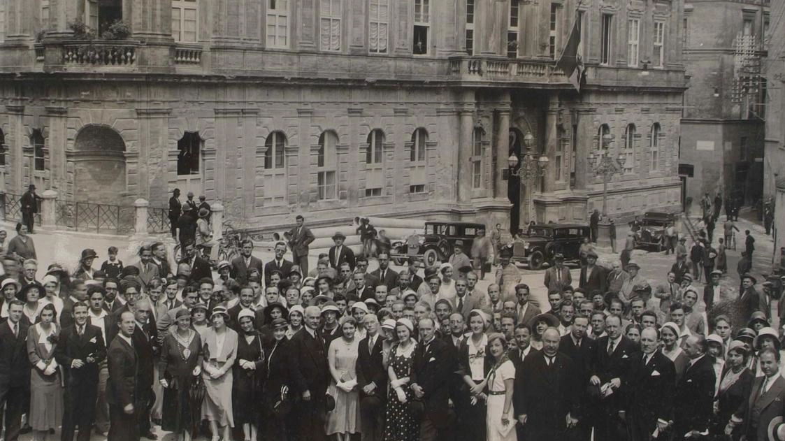 Per celebrare i suoi cento anni di attività, l’Università per Stranieri presenta oggi un bel volume, edito da Treccani, che... Per celebrare i suoi cento anni di attività, l’Università per Stranieri presenta oggi un bel volume, edito da Treccani, che...