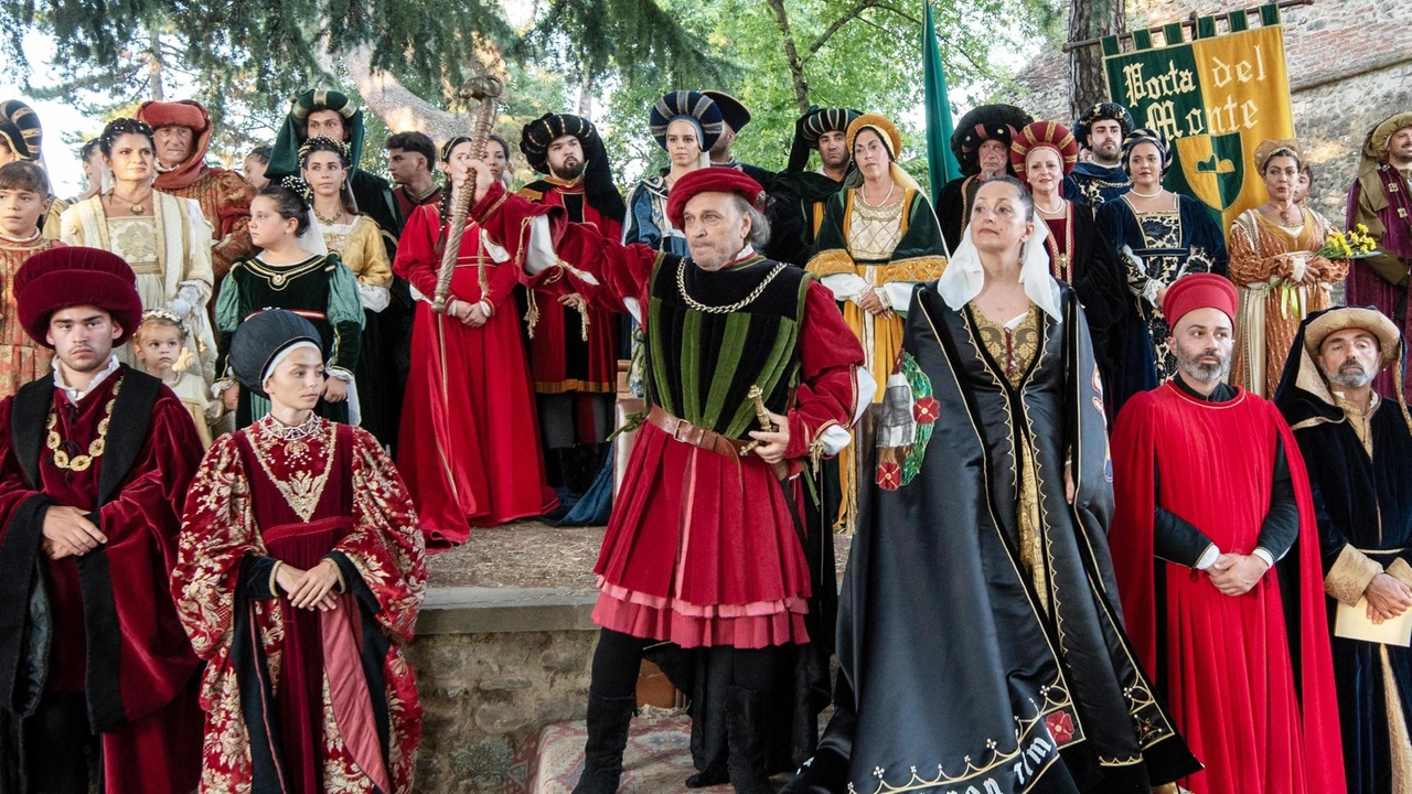 Domenica i tre rioni alla conquista del Palio. Mostre, convegni e museo dedicato alla stirpe dei Fortebracci . Domenica i tre rioni alla conquista del Palio. Mostre, convegni e museo dedicato alla stirpe dei Fortebracci .