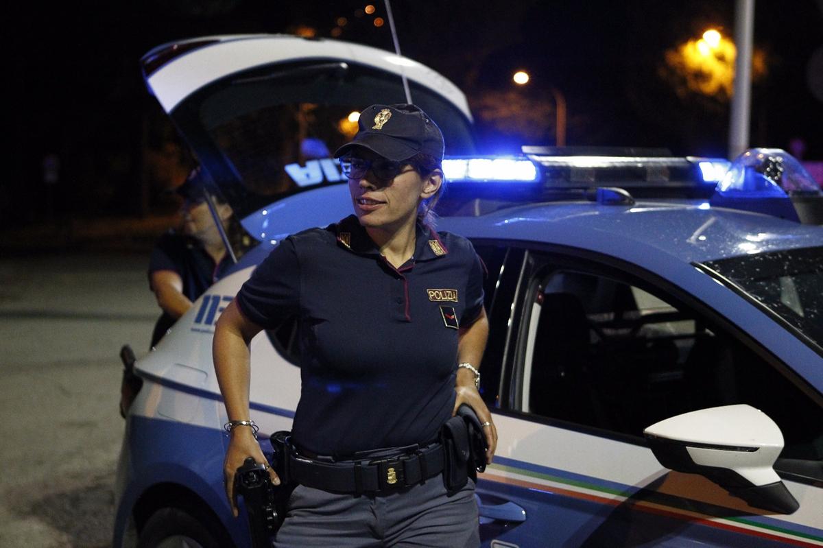 Brutale aggressione in Darsena. Anziano colpito con una sassata. Ha rischiato di perdere un occhio Brutale aggressione in Darsena. Anziano colpito con una sassata. Ha rischiato di perdere un occhio