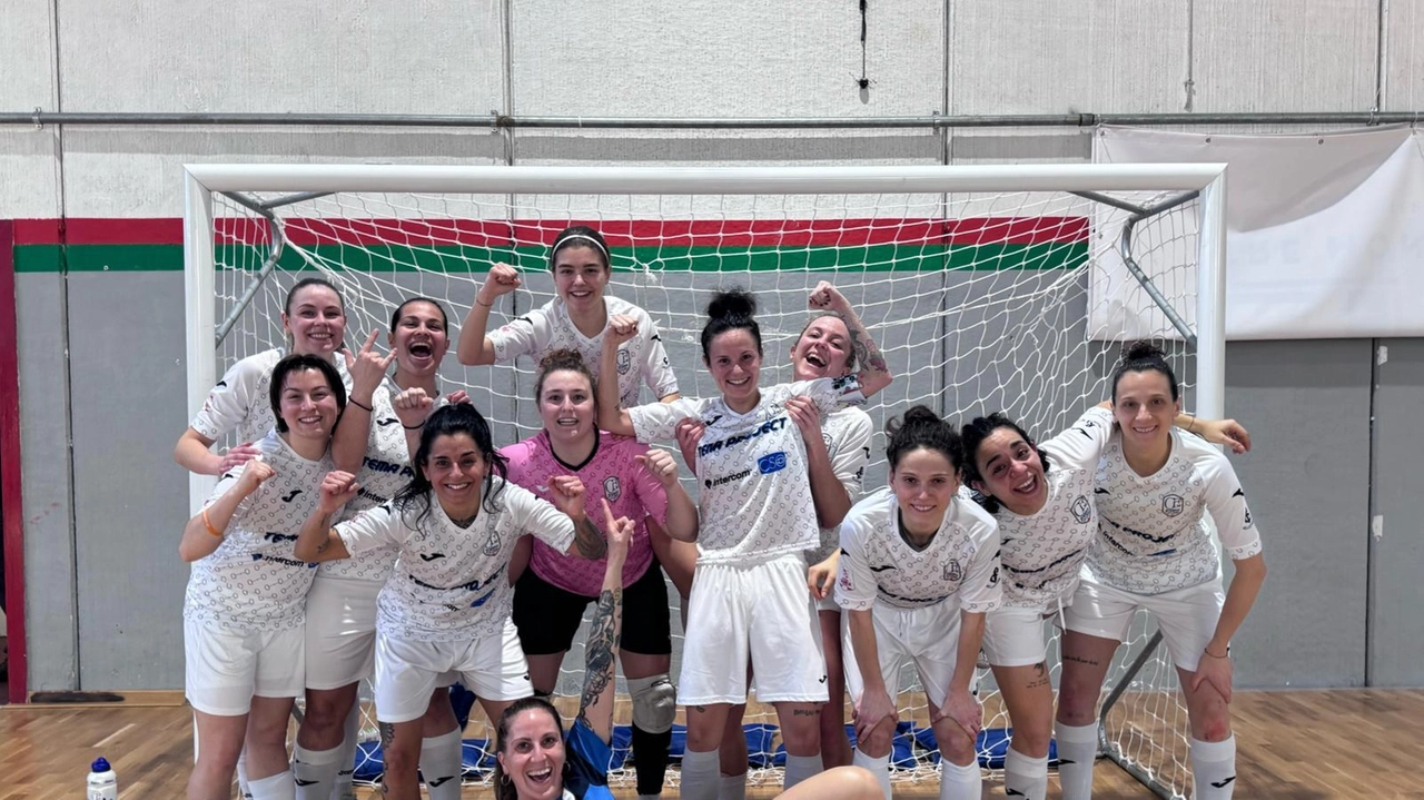 Le ragazze del Cf Scandicci Futsal che hanno chiuso la stagione al quarto posto