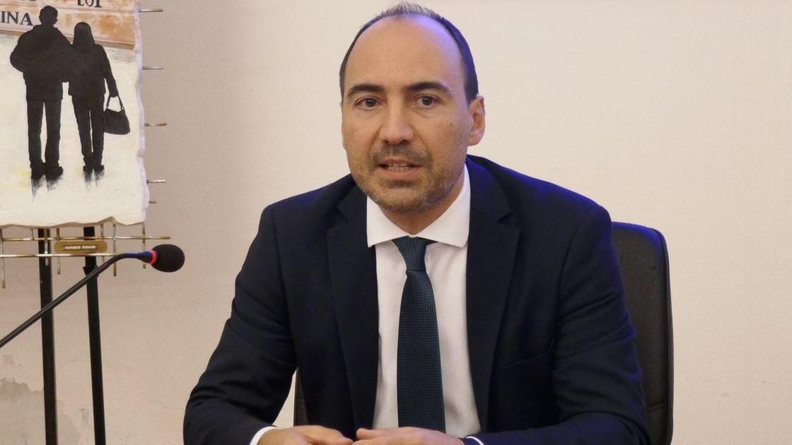 https://www.lanazione.it/image-service/view/acePublic/alias/contentid/ZDU5N2IzZTktYzYxMS00/0/provincia-senza-soldi-taglio-di-2-5-milioni-strade-lavori-a-rischio.jpeg?f=16:9&w=1200&h=630