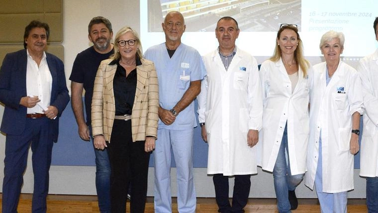 La presentazione delle iniziative. con i responsabili dell’ospedale La presentazione delle iniziative. con i responsabili dell’ospedale