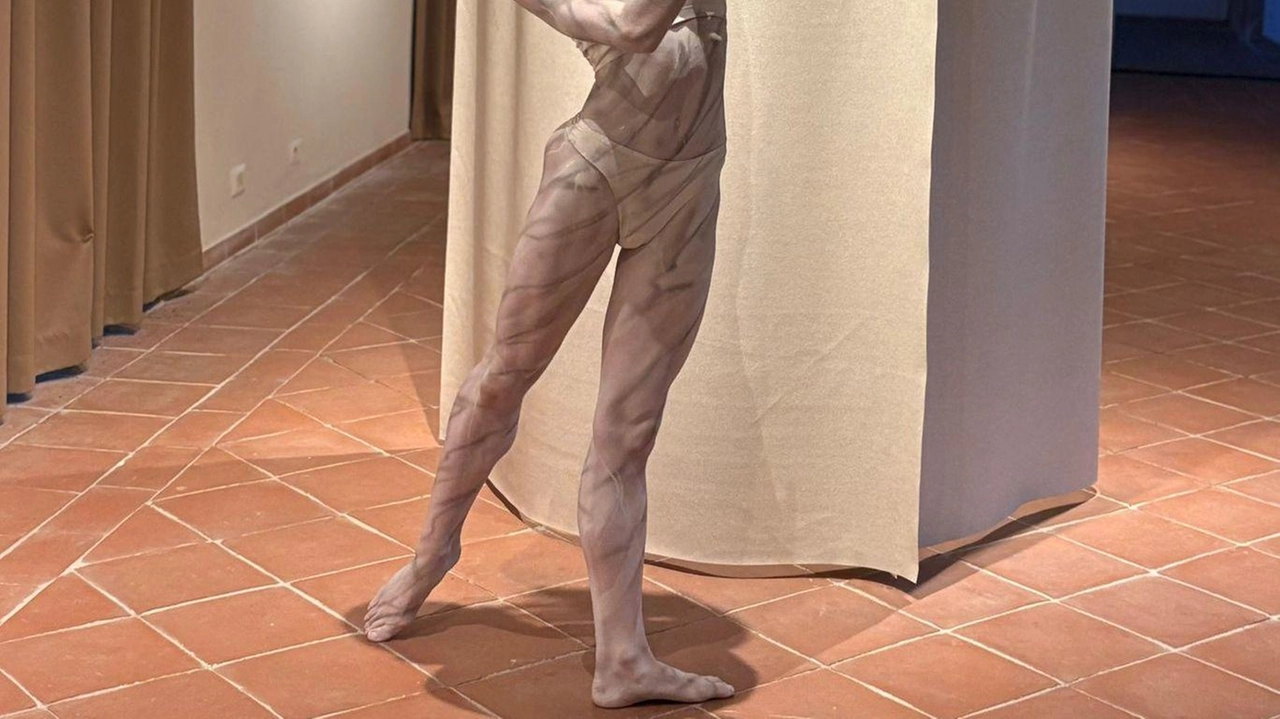 Violante Caburlotto in arte ‘Violantedanza’ ha interpretato il marmo Violante Caburlotto in arte ‘Violantedanza’ ha interpretato il marmo