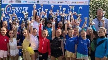 Un gruppo di atlete protagoniste del recente Trofeo nazionale Primi passi e Giovani promesse