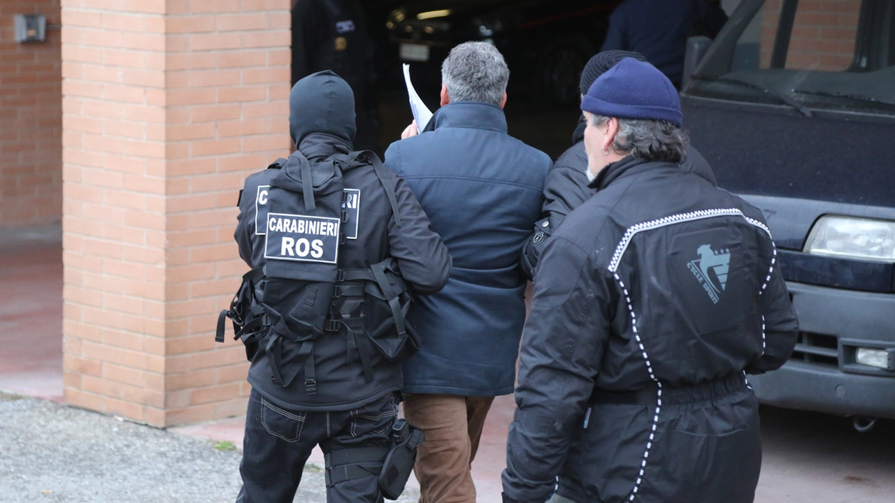 Operazione dei carabinieri del Ros a Perugia