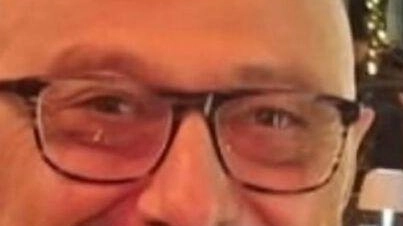 Una perdita improvvisa, lacerante. Borgo Carige e tutta la comunità di Capalbio piange Leonida Calvisi, avvocato, 58 anni, strappato alla... Una perdita improvvisa, lacerante. Borgo Carige e tutta la comunità di Capalbio piange Leonida Calvisi, avvocato, 58 anni, strappato alla...