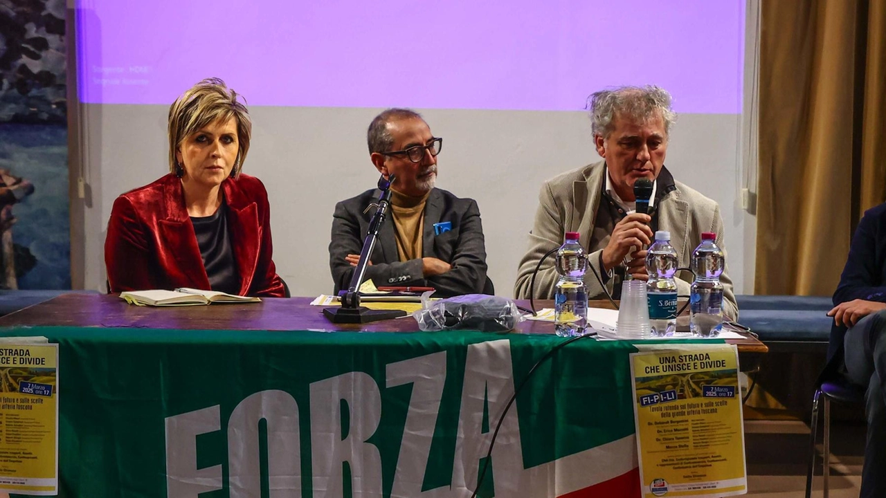 Grande partecipazione ieri all’incontro pubblico organizzato da Forza Italia con tanti big. Dall’onorevole Bergamini a Mazzetti passando per Stella: "Faremo un tavolo di lavoro". .