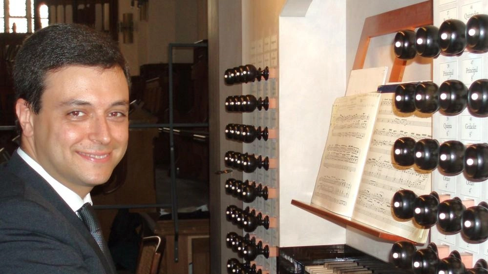 Alessio Corti suona musiche di Bach oggi. a Fezzano per la ’33ª Rassegna Internazionale d’Organo Città della Spezia’ Alessio Corti suona musiche di Bach oggi. a Fezzano per la ’33ª Rassegna Internazionale d’Organo Città della Spezia’