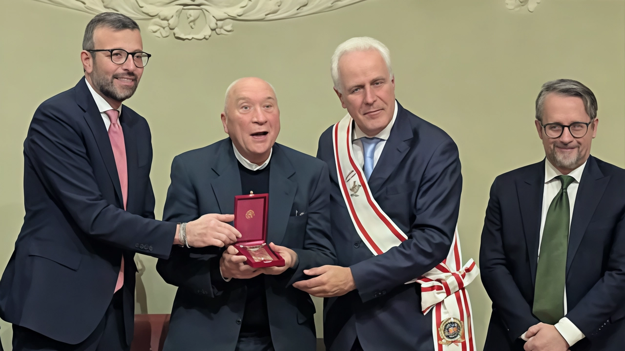 Un momento della cerimonia che si è svolta ieri nella sede dell’assemblea toscana alla presenza di Mazzeo e Giani Un momento della cerimonia che si è svolta ieri nella sede dell’assemblea toscana alla presenza di Mazzeo e Giani