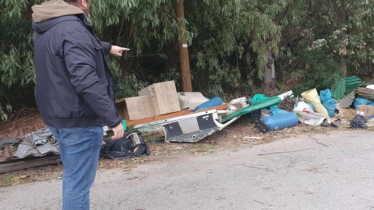 Dopo la riorganizzazione del sistema di raccolta della nettezza urbana con l’installazione dei nuovi cassonetti è ripresa l’attività di controllo Dopo la riorganizzazione del sistema di raccolta della nettezza urbana con l’installazione dei nuovi cassonetti è ripresa l’attività di controllo
