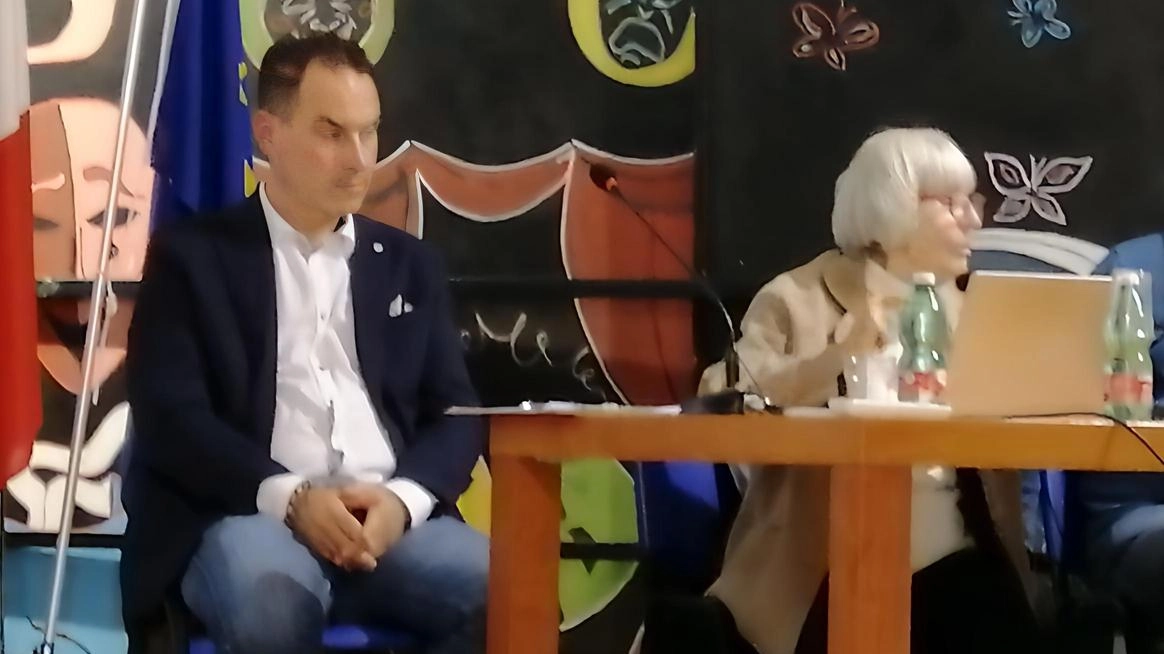 Incontro a Chiesina Uzzanese sulla salute e tecnologia 5G e 6G. Dati preoccupanti sull'esposizione alle radiofrequenze e prospettive future. Incontro a Chiesina Uzzanese sulla salute e tecnologia 5G e 6G. Dati preoccupanti sull'esposizione alle radiofrequenze e prospettive future.
