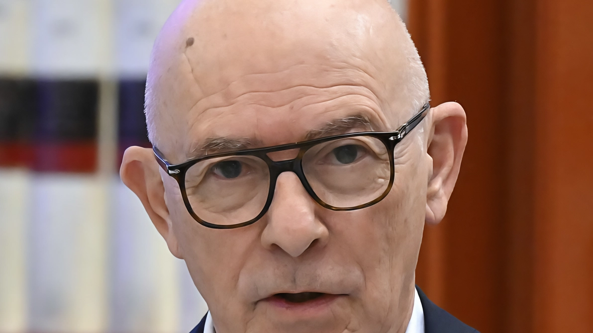 L’onorevole Riccardo Zucconi propone una legge per tutelare i minori sul web e i social L’onorevole Riccardo Zucconi propone una legge per tutelare i minori sul web e i social