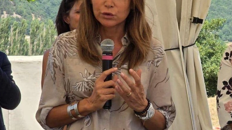 Il report della Camera di commercio dell’Umbria evidenzia un aumento delle assunzioni grazie al traino del settore turistico. L'assessore regionale Agabiti Urbani sottolinea il successo delle politiche turistiche, con un incremento significativo di arrivi e presenze. La crescita dell'Umbria è legata al turismo, confermata dai dati positivi del primo semestre 2024. Il report della Camera di commercio dell’Umbria evidenzia un aumento delle assunzioni grazie al traino del settore turistico. L'assessore regionale Agabiti Urbani sottolinea il successo delle politiche turistiche, con un incremento significativo di arrivi e presenze. La crescita dell'Umbria è legata al turismo, confermata dai dati positivi del primo semestre 2024.