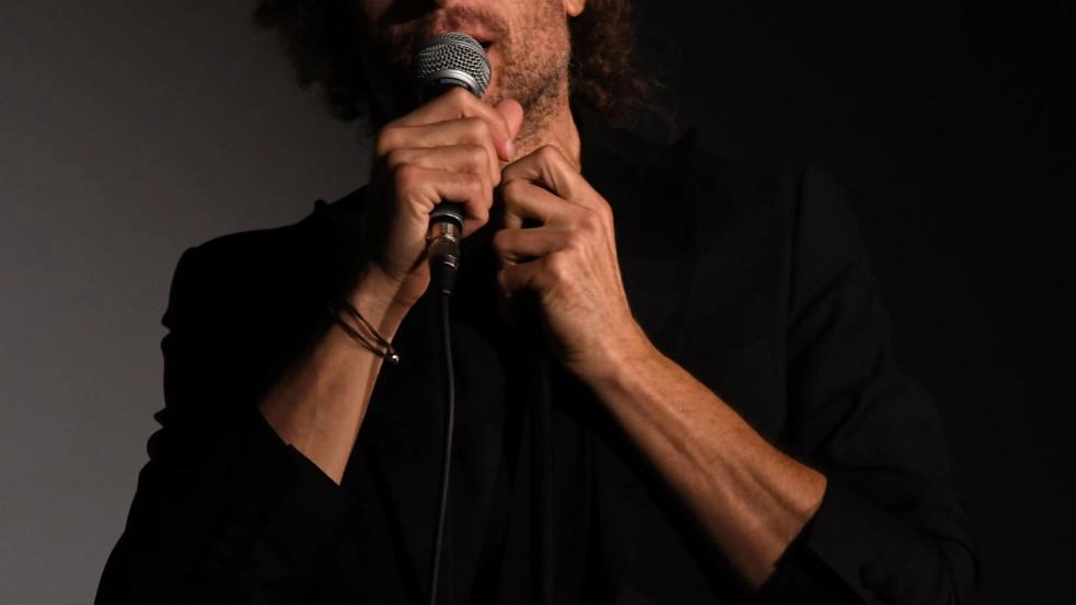 Tricarico in concerto al Teatro Puccini giovedì sera