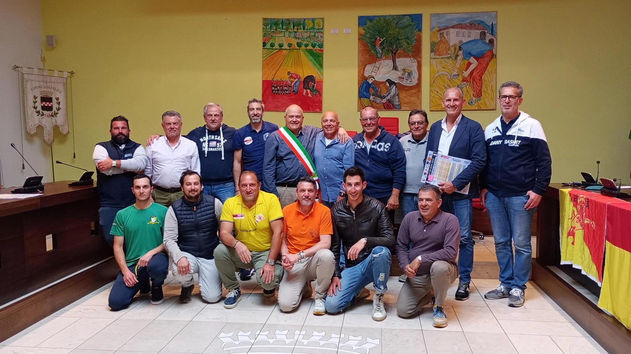 La presentazione del Palio dei Rioni edizione 2025 che impegnerà i quartieri: Drago, Giraffa, Istrice, Leone, Lupa, Orso, Pantera e Puma La presentazione del Palio dei Rioni edizione 2025 che impegnerà i quartieri: Drago, Giraffa, Istrice, Leone, Lupa, Orso, Pantera e Puma