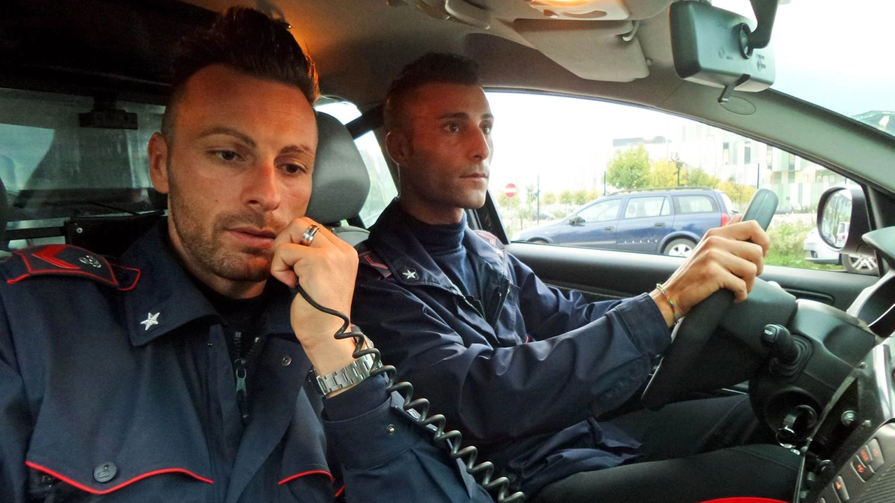 Furti nelle case, sono stati subito chiamati i carabinieri Furti nelle case, sono stati subito chiamati i carabinieri