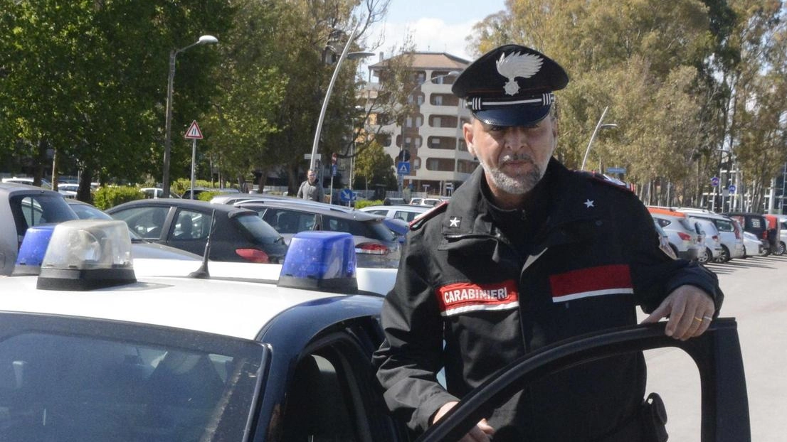 ORBETELLO Sono stati ’acciuffati’ nei pressi di Capalbio, lungo l’Aurelia. In fuga dopo avere messo a segno il furto in un’auto... ORBETELLO Sono stati ’acciuffati’ nei pressi di Capalbio, lungo l’Aurelia. In fuga dopo avere messo a segno il furto in un’auto...