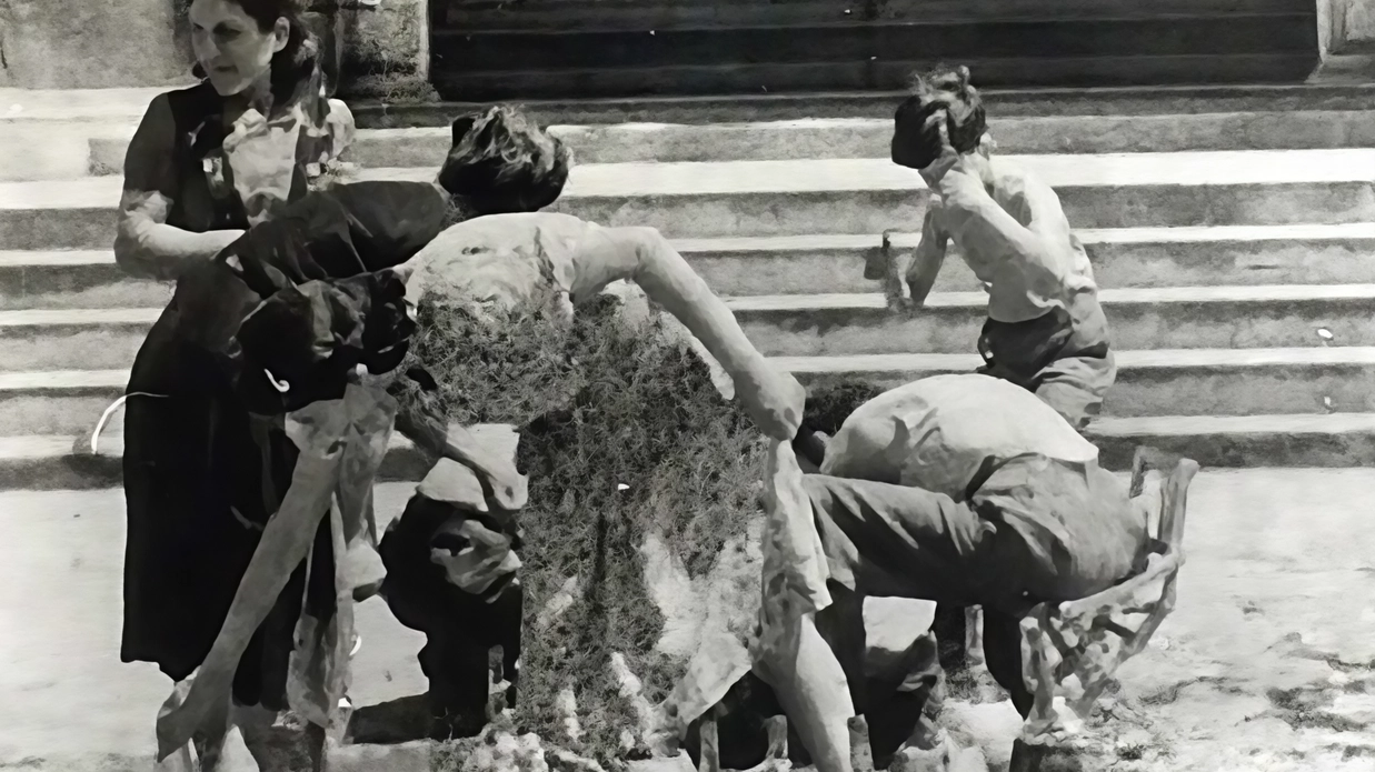Oggi pomeriggio alle 17 al Memoriale delle Deportazioni (viale Donato Giannotti, 81 - 85) proiezione del video “Firenze, 1944 -... Oggi pomeriggio alle 17 al Memoriale delle Deportazioni (viale Donato Giannotti, 81 - 85) proiezione del video “Firenze, 1944 -...