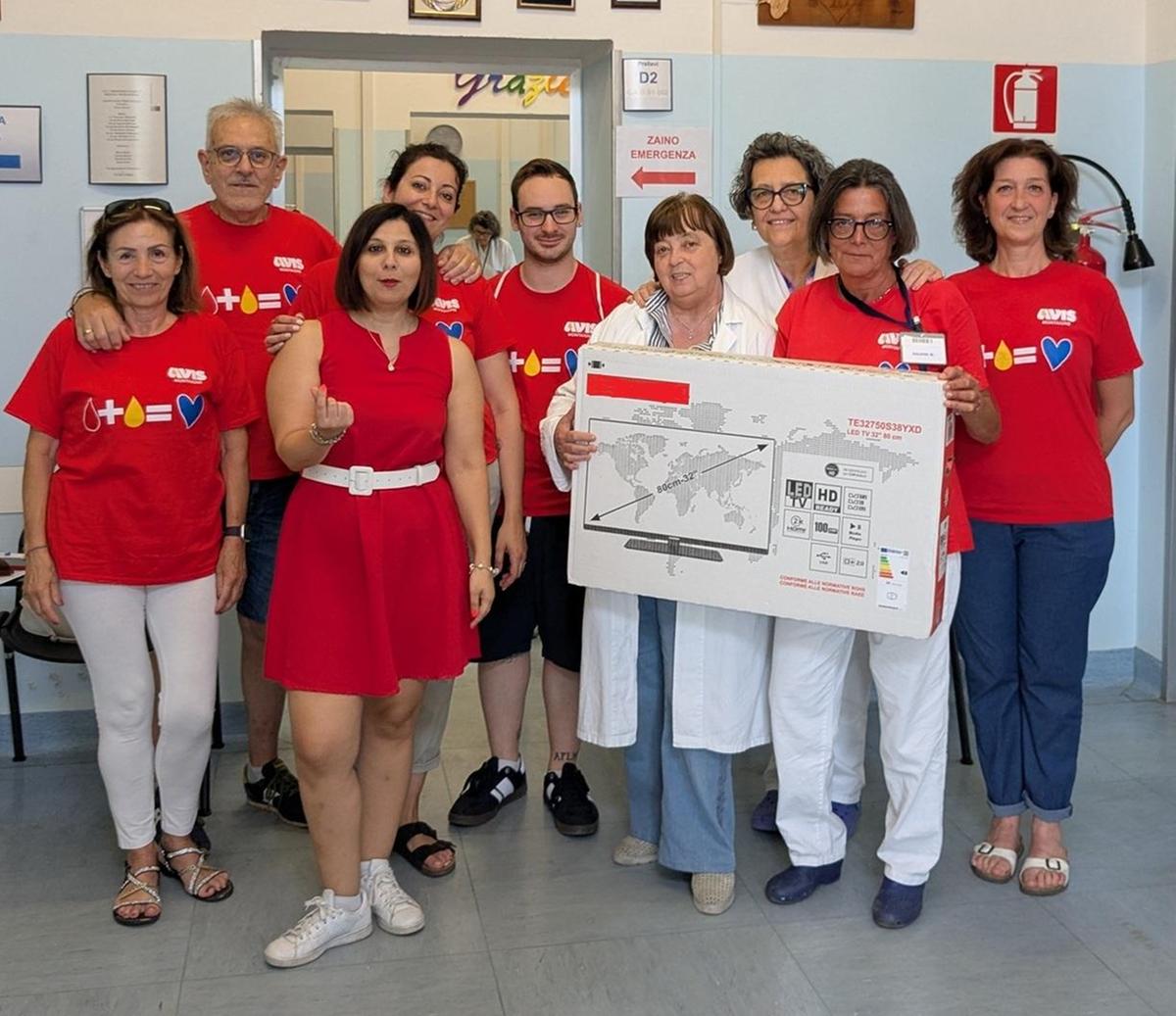 dono al centro trasfusioni poi l8217appello per il sangue