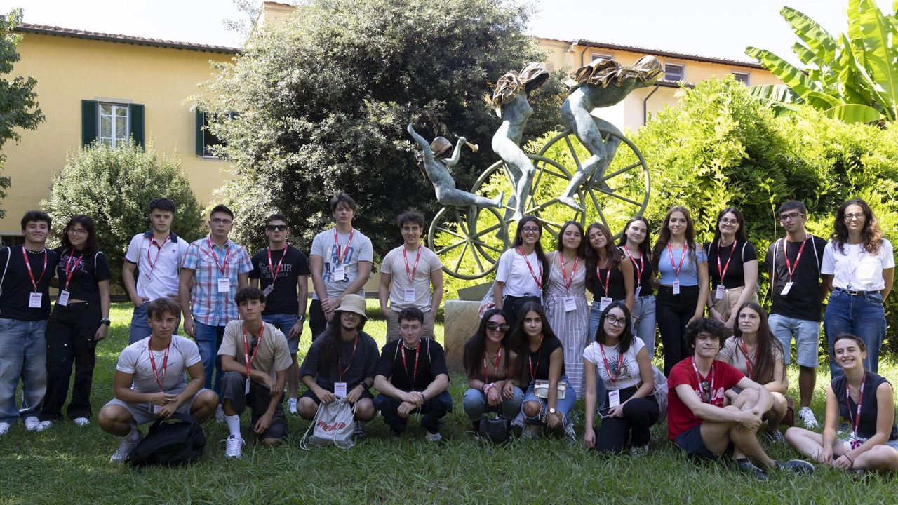 Alcuni degli studenti alla Sant’Anna (fotoservizio Del Punta per Valtriani) Alcuni degli studenti alla Sant’Anna (fotoservizio Del Punta per Valtriani)