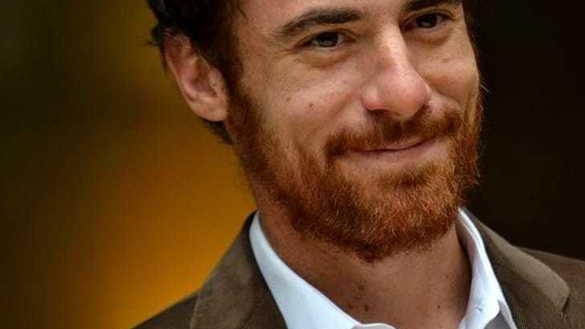 https://www.lanazione.it/image-service/view/acePublic/alias/contentid/ZDc4OWJmMDEtMTQ5Zi00/0/germano-la-piazza-diventa-cinema-e-con-lui-theardo-suona-in-diretta.jpeg?f=16:9&w=1200&h=630