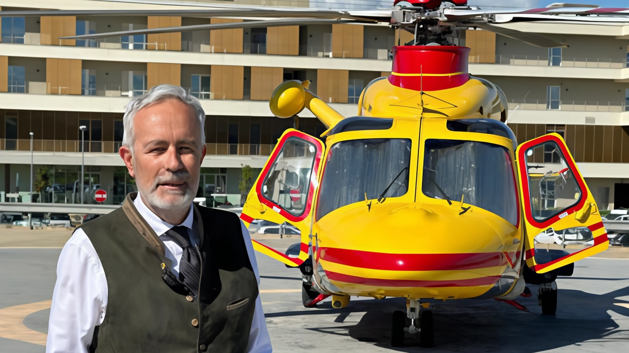 L’eliambulanza si conferma un punto di riferimento fondamentale nell’intero meccanismo dei soccorsi territoriali della Asl Toscana Sud Est. Barbadori: "Personale sanitario e tecnico garantiscono un grande lavoro". L’eliambulanza si conferma un punto di riferimento fondamentale nell’intero meccanismo dei soccorsi territoriali della Asl Toscana Sud Est. Barbadori: "Personale sanitario e tecnico garantiscono un grande lavoro".
