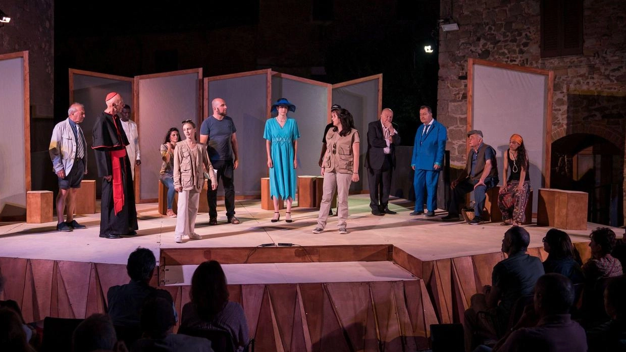 La rappresentazione dello scorso anno del Teatro Povero di Monticchiello La rappresentazione dello scorso anno del Teatro Povero di Monticchiello