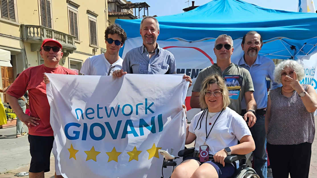 "Diciamo stop alle armi". I giovani 5 Stelle in piazza