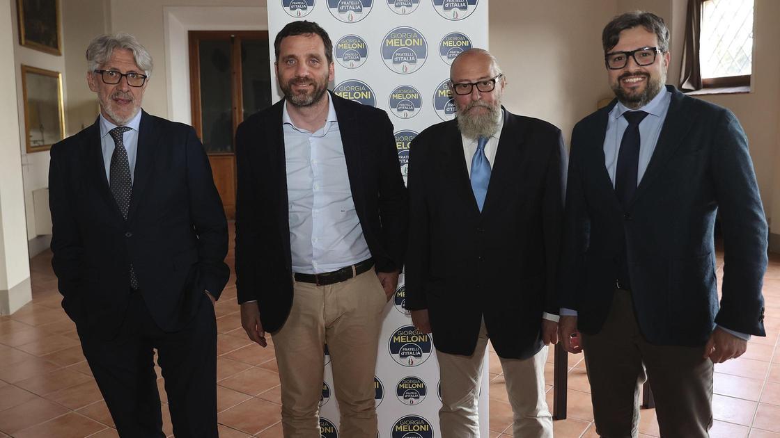 https://www.lanazione.it/image-service/view/acePublic/alias/contentid/ZDcwMWNlNWQtOGExMy00/0/la-corsa-per-le-regionali-tomasi-siena-strategica.jpeg?f=16:9&w=1200&h=630