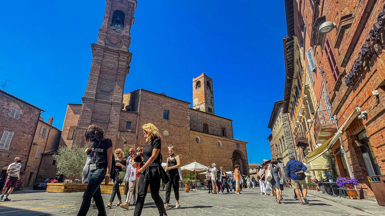 Il sindaco Risini molto soddisfatto: "C’è ancora tanto da fare, ma il grande lavoro di accoglienza degli eventi sportivi sta iniziando a dare i suoi frutti". Il sindaco Risini molto soddisfatto: "C’è ancora tanto da fare, ma il grande lavoro di accoglienza degli eventi sportivi sta iniziando a dare i suoi frutti".