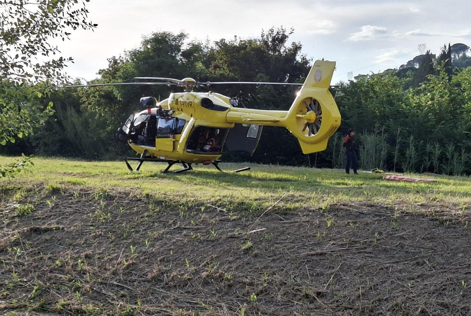 Grave incidente a Pomarance, 22enne portata a Pisa con l’elisoccorso Grave incidente a Pomarance, 22enne portata a Pisa con l’elisoccorso