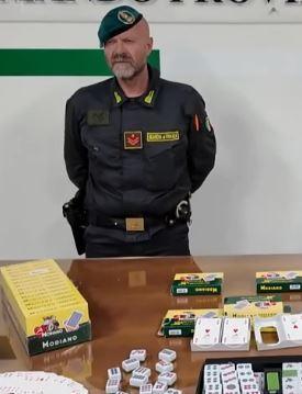 Un’altra bisca da Lanazione.it un altra bisca clandestina sequestrati soldi e tavoli indagate cinque persone