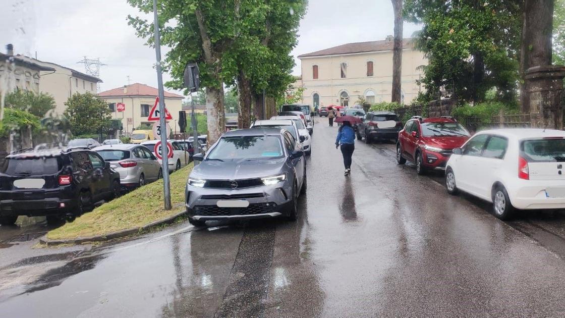 Il bus non riesce a partire: "Valutiamo le vie legali" Il bus non riesce a partire: "Valutiamo le vie legali"
