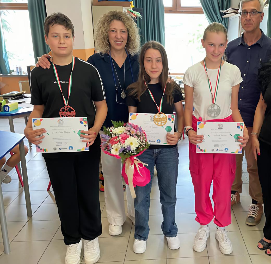 Alice Simoni alle Olimpiadi di disegno Alice Simoni alle Olimpiadi di disegno