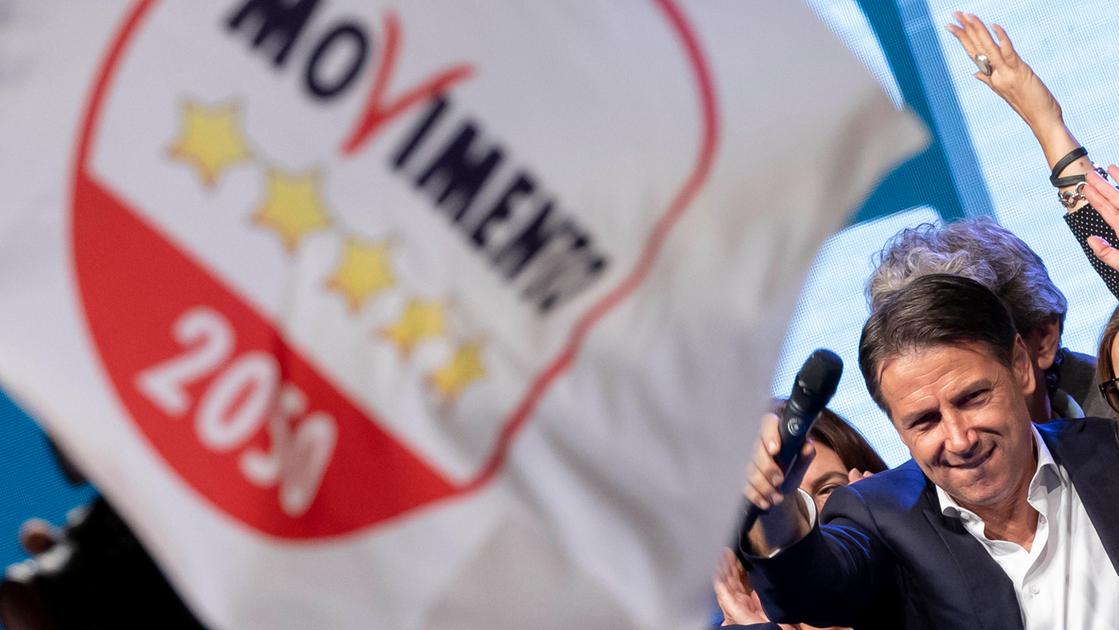 https://www.lanazione.it/image-service/view/acePublic/alias/contentid/ZDg4YjMyYWMtZDc2YS00/0/il-leader-del-movimento-5-stelle-giuseppe-conte-ansa.jpeg?f=16:9&w=1200&h=630