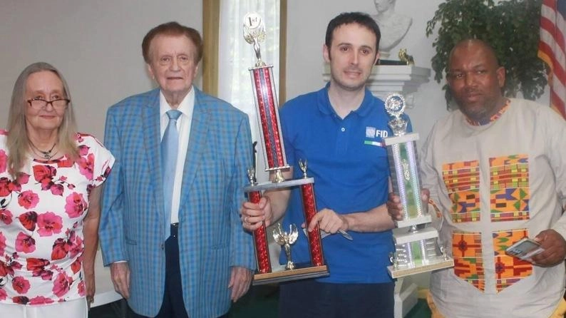 Da sinistra l’arbitro Kim Willis, Charles Walker, Matteo Bernini e Melikaya Nonyukela Da sinistra l’arbitro Kim Willis, Charles Walker, Matteo Bernini e Melikaya Nonyukela