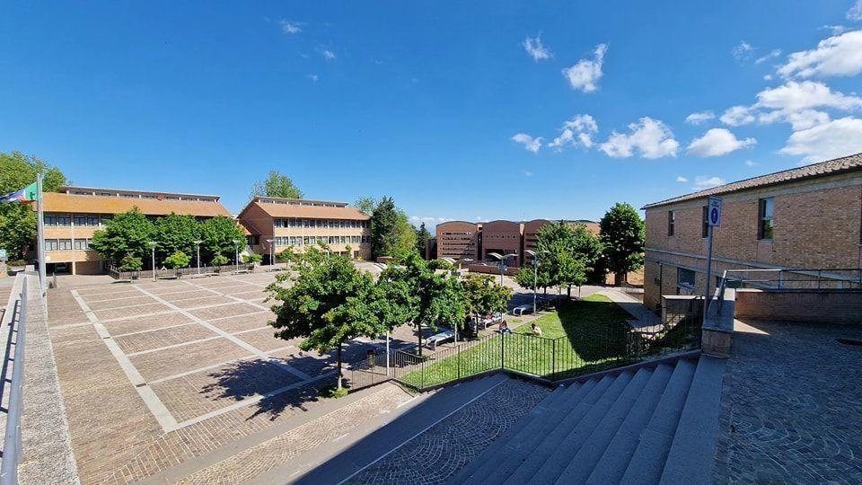 Città della Pieve si prepara al suono della campanella con molte novità, tra cui un progetto per un nuovo edificio scolastico per elementari e infanzia Città della Pieve si prepara al suono della campanella con molte novità, tra cui un progetto per un nuovo edificio scolastico per elementari e infanzia