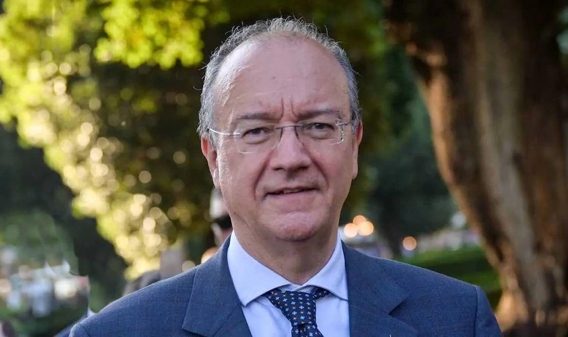 Il Ministro Valditara oggi al Caffè . Ecco il saggio sul buon senso