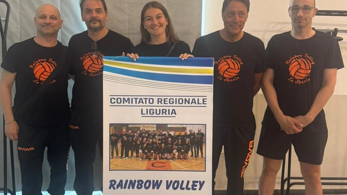 A Genova la consegna dei riconoscmenti per chi ha vinto coppe e campionati. Premiate Rainbow e Colombiera nel femminile, Ceparana per il maschile. A Genova la consegna dei riconoscmenti per chi ha vinto coppe e campionati. Premiate Rainbow e Colombiera nel femminile, Ceparana per il maschile.