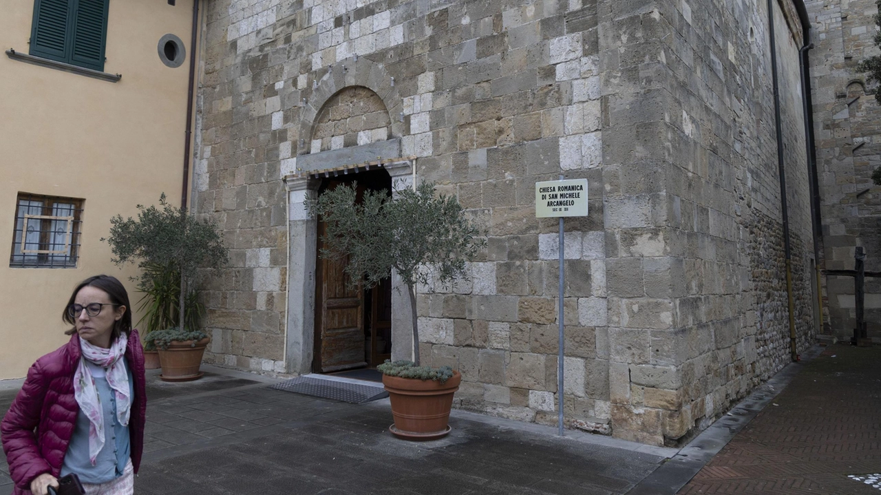 La chiesa di Oratoio, dove domenica sera doveva tenersi la processione La chiesa di Oratoio, dove domenica sera doveva tenersi la processione