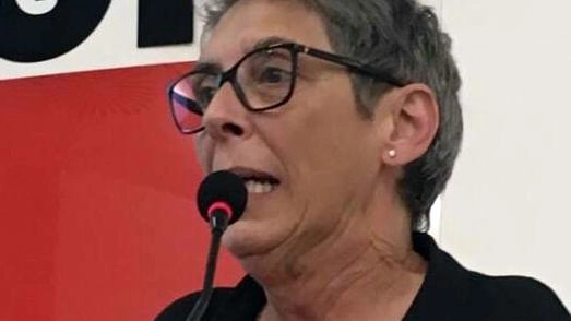 Lo afferma Capponi (Uil), che si rammarica che la Cisl non abbia aderito allo sciopero. Pagni (Cgil): "Il lavoro povero è diventato pandemico". Lo afferma Capponi (Uil), che si rammarica che la Cisl non abbia aderito allo sciopero. Pagni (Cgil): "Il lavoro povero è diventato pandemico".