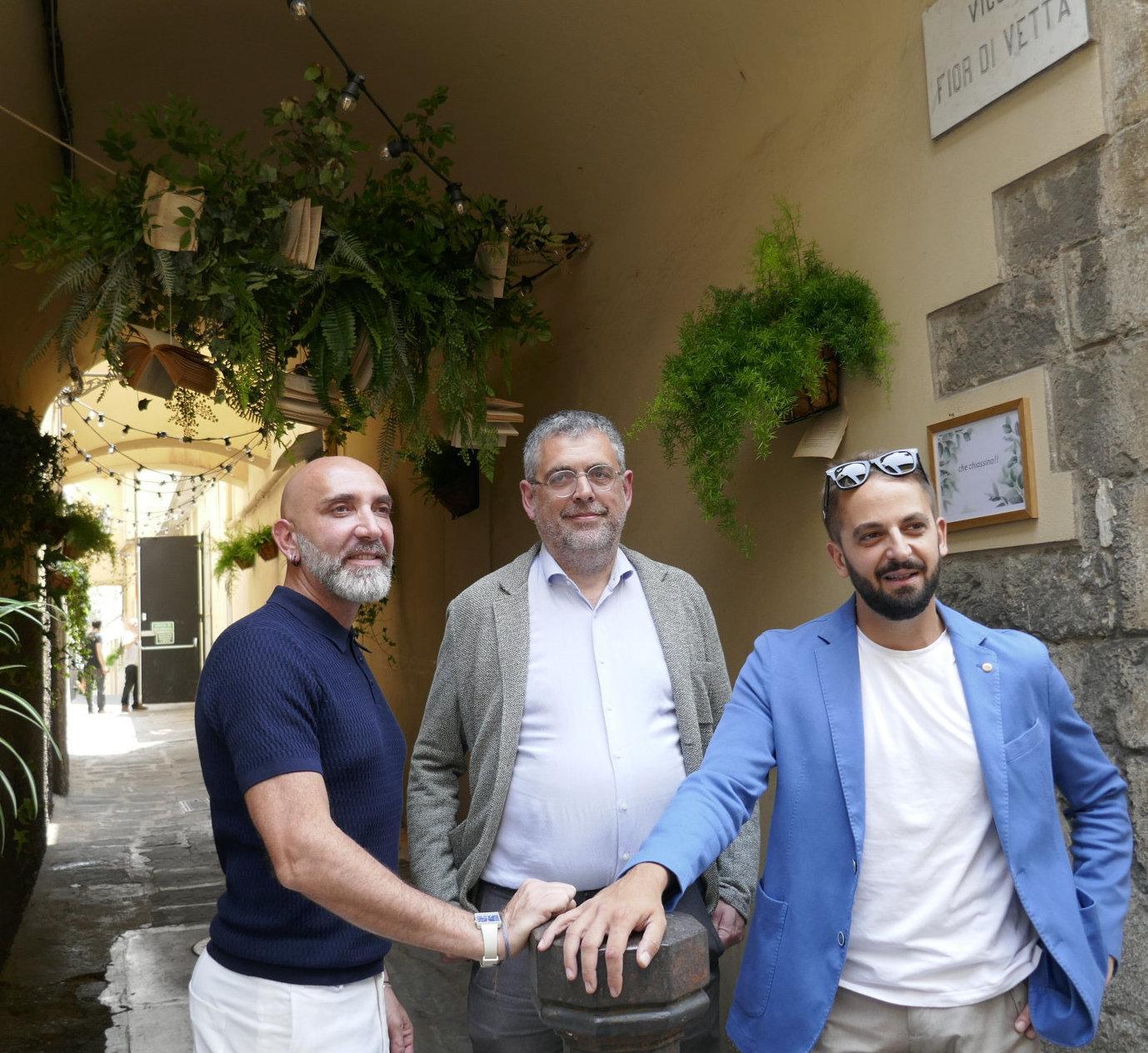 Piante e luci nei chiassini. Le risorse dalle multe Piante e luci nei chiassini. Le risorse dalle multe